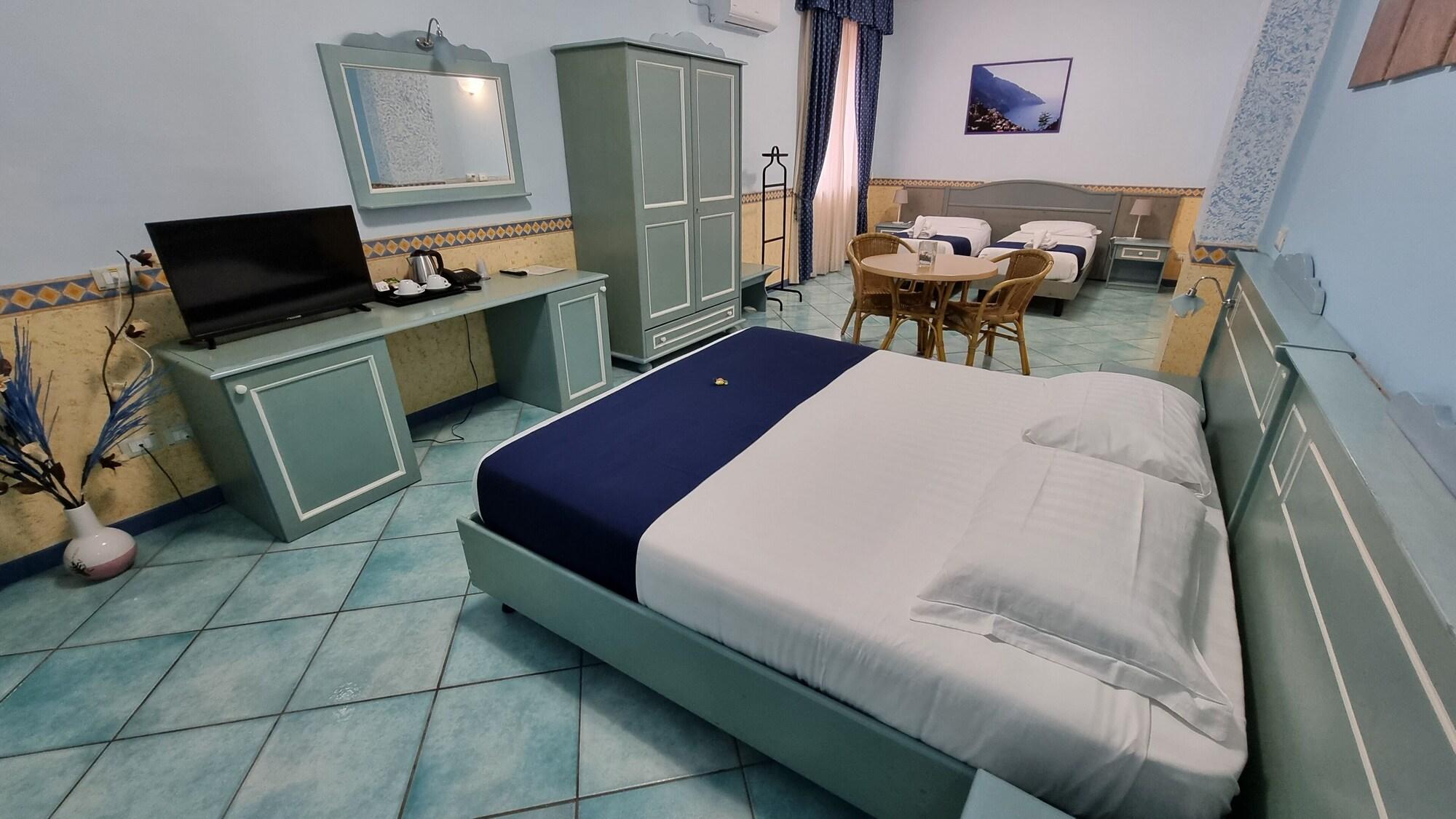 Hotel Centro Congressi Polo Nautico Salerno Dış mekan fotoğraf
