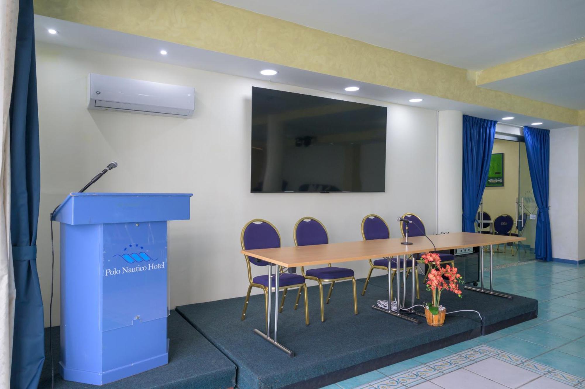 Hotel Centro Congressi Polo Nautico Salerno Dış mekan fotoğraf