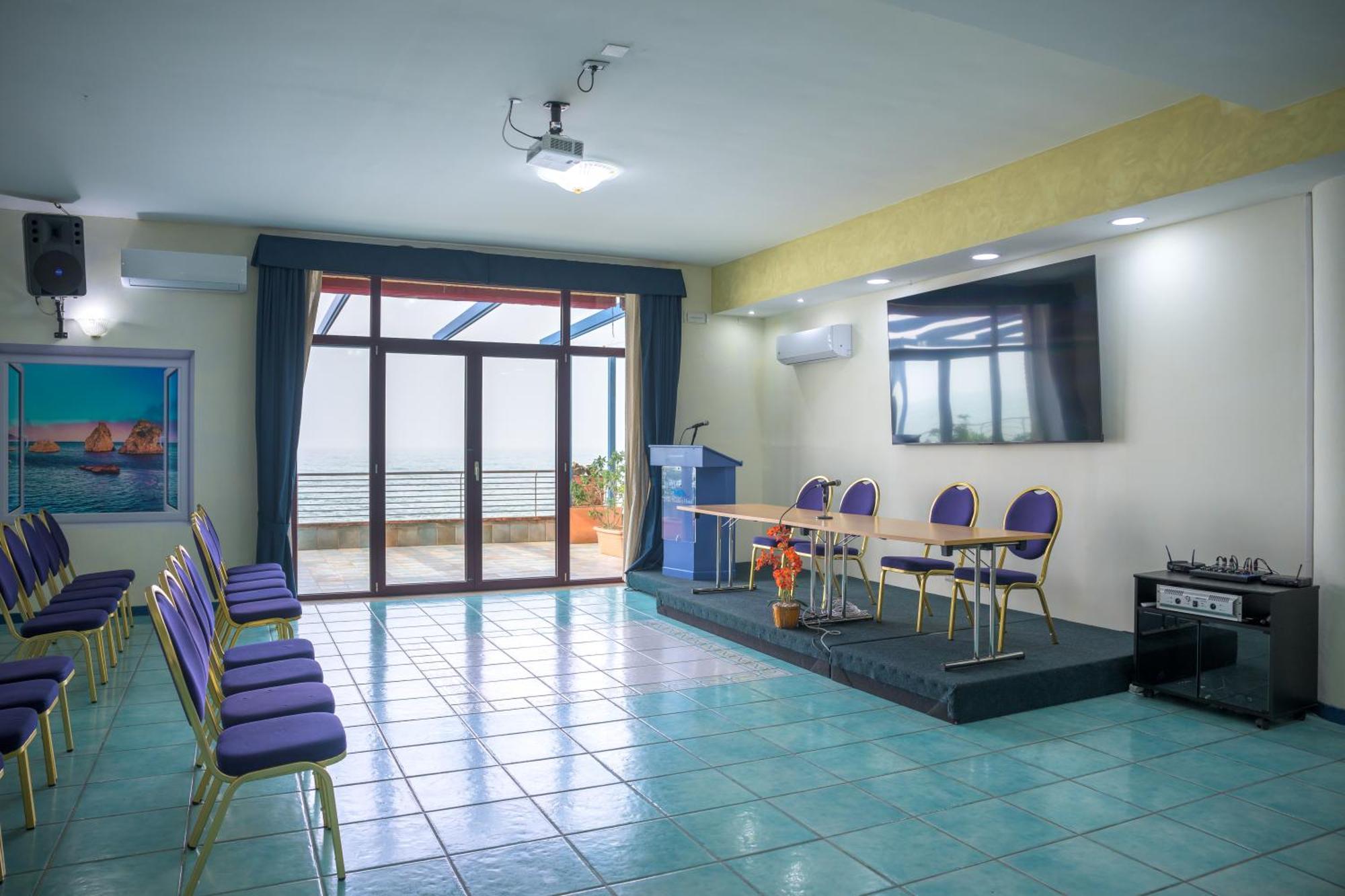 Hotel Centro Congressi Polo Nautico Salerno Dış mekan fotoğraf