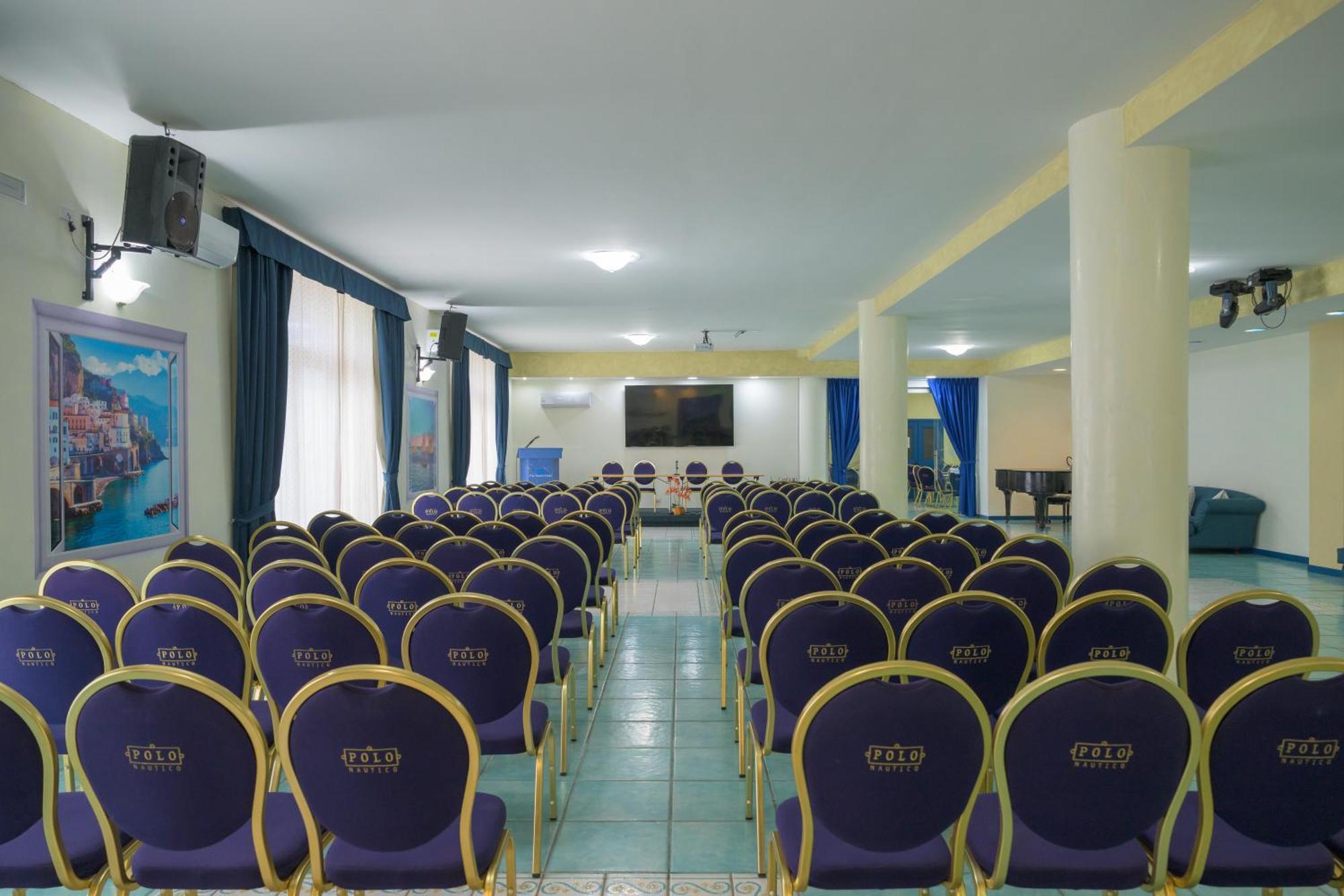 Hotel Centro Congressi Polo Nautico Salerno Dış mekan fotoğraf