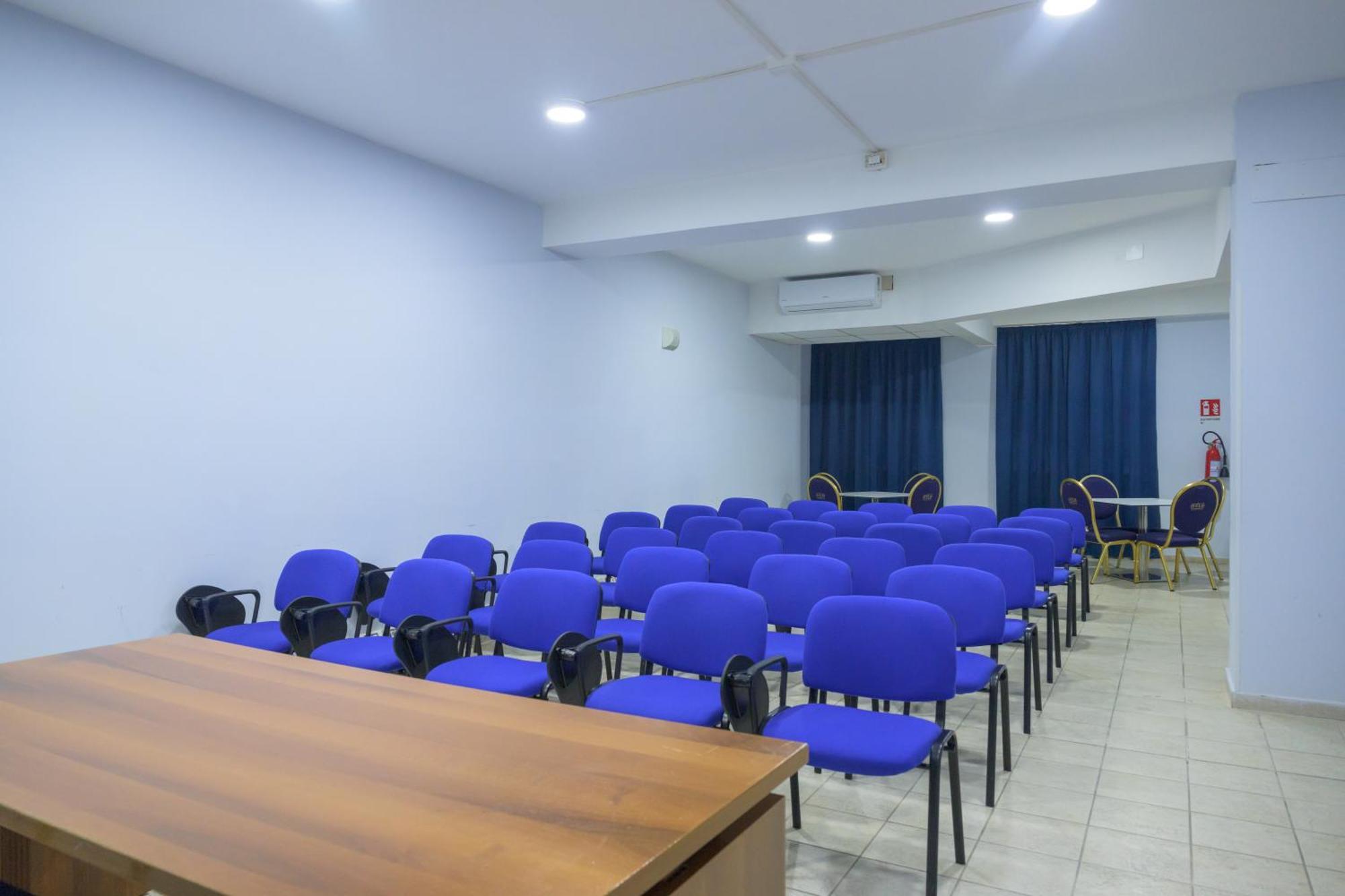 Hotel Centro Congressi Polo Nautico Salerno Dış mekan fotoğraf