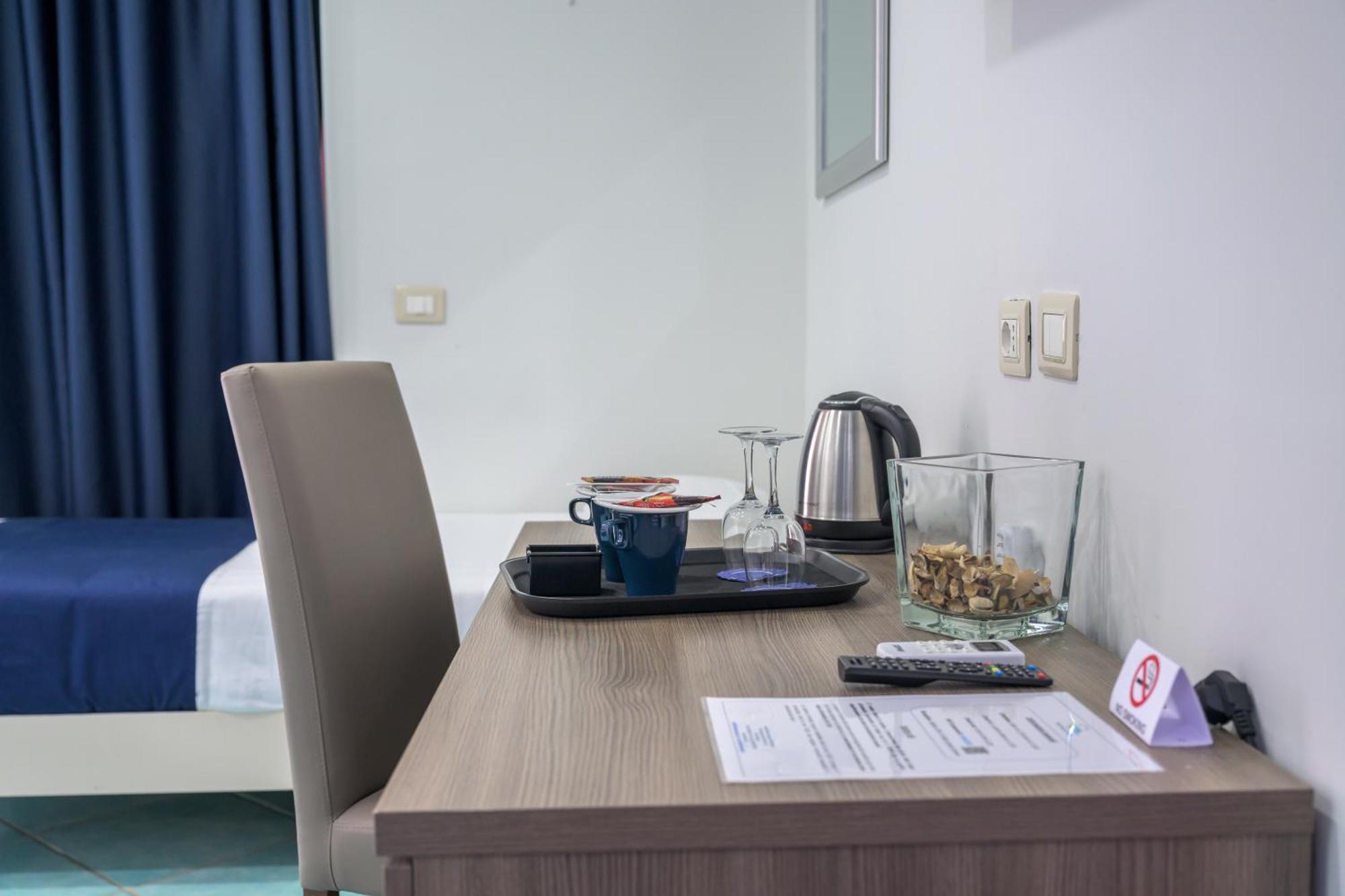 Hotel Centro Congressi Polo Nautico Salerno Dış mekan fotoğraf
